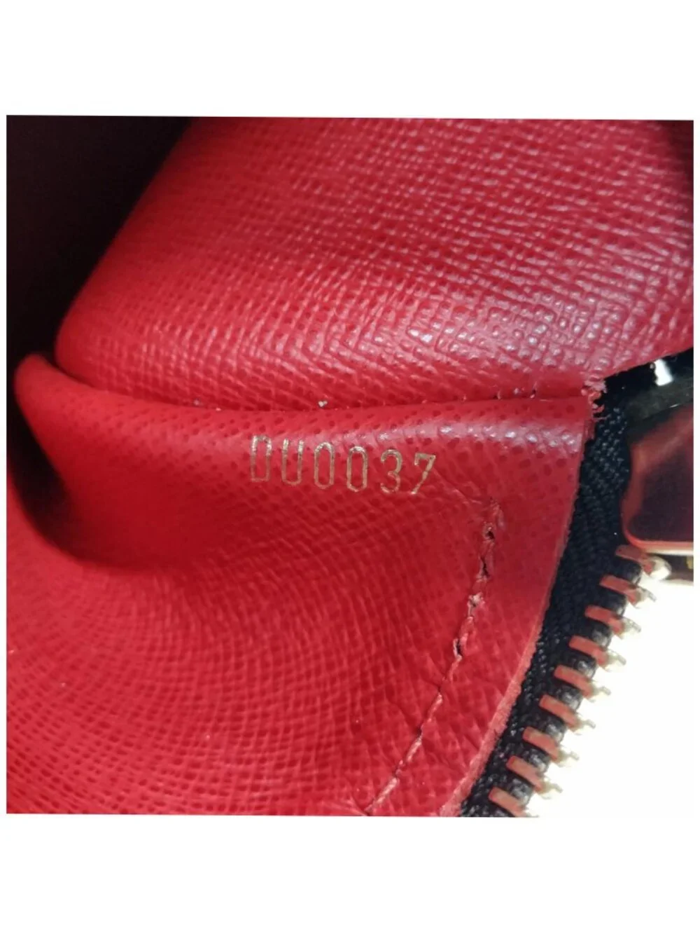 Louis Vuitton classic louis